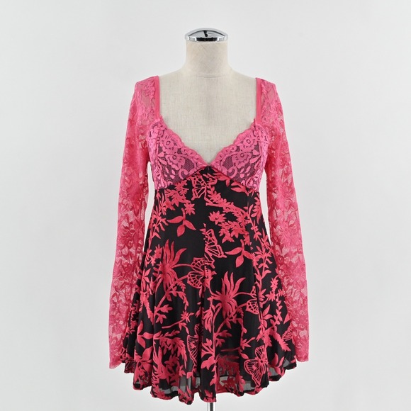 Dolls Kill Dresses & Skirts - Delias Dolls Kill Watermelon Sugar Velvet Burnout‎ Dress Size M Lace Floral Mini